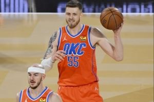 三少续约后多特卡鲁索2选1？Siegel：可以全都要 哈滕不降薪必走