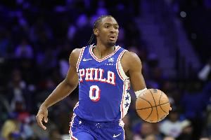 稳定输出!马克西19投9中&三分9中4 砍下26分6篮板7助攻