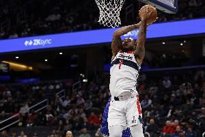 凯肖恩-乔治:惠特摩尔在场上永不放弃 他给我们增添了把进攻利器